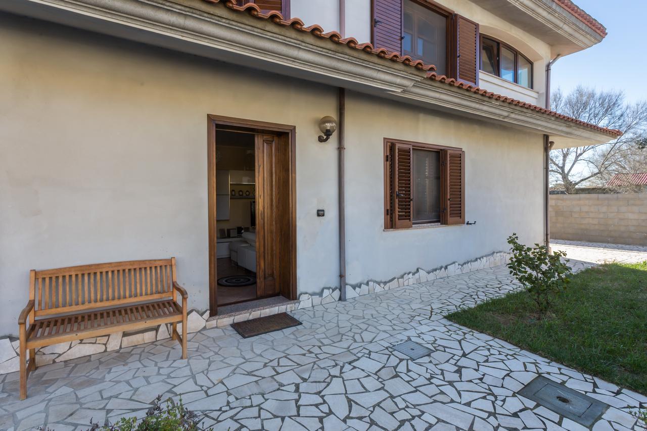 Anaelehouseapartments Ltb Арбореа Екстериор снимка